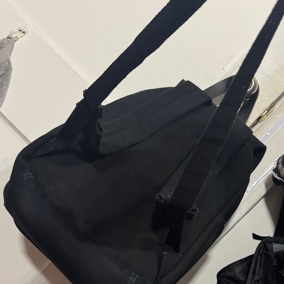 Everlane Backpack - Picture 3 of 15